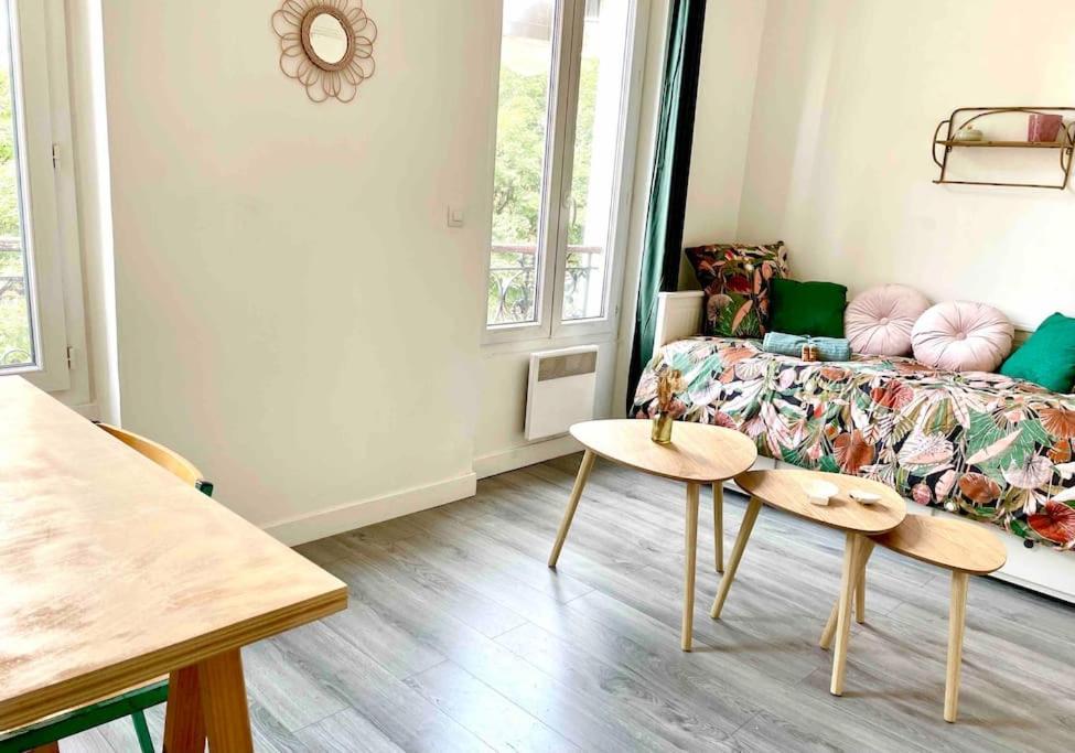 פריז Charming Bright Sunny Studio Near Canal St Martin מראה חיצוני תמונה